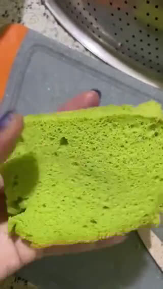 Foto langkah ke 9 dari resep CHIFFON PANDAN less sugar.
