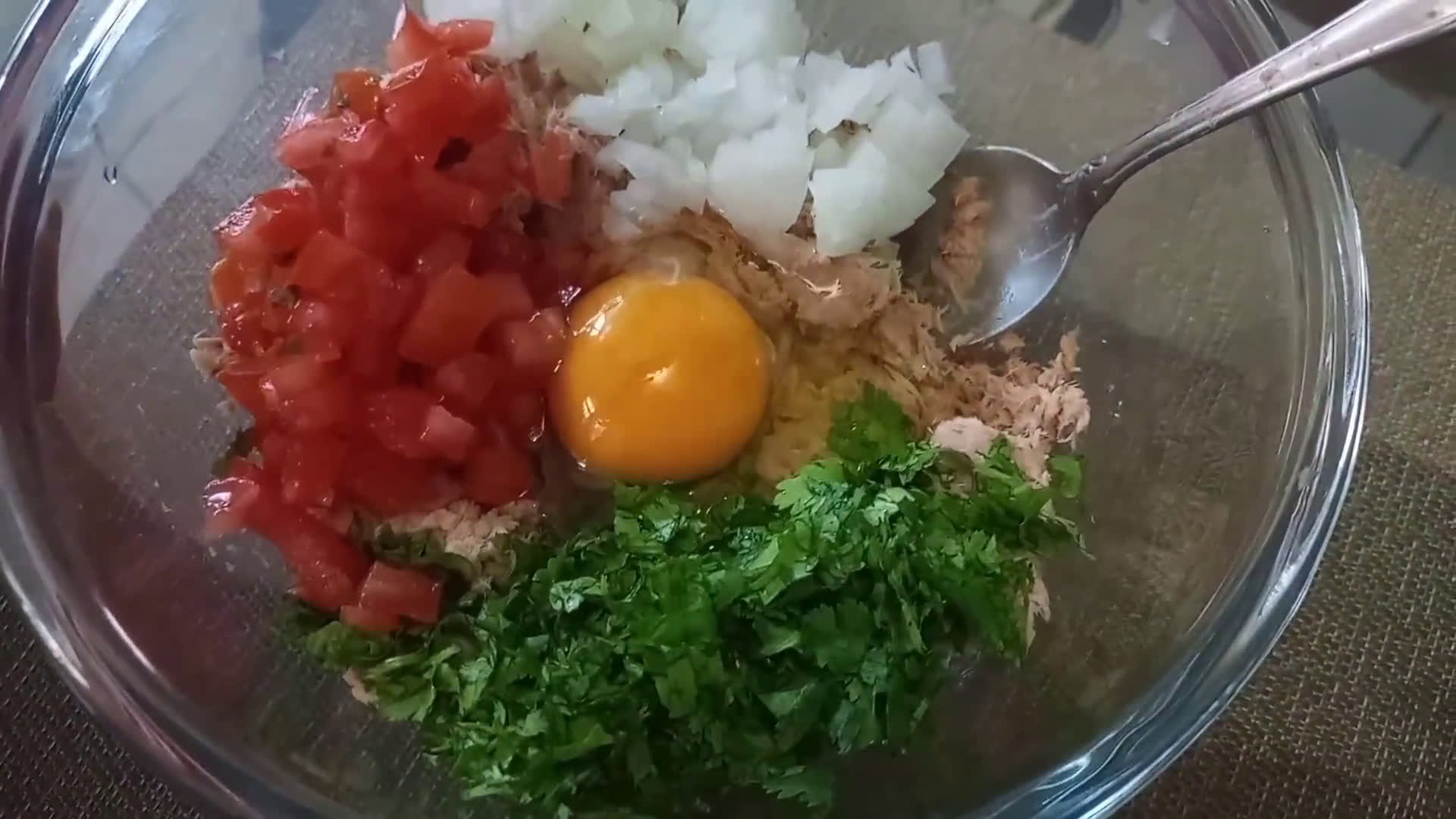Foto del paso 4 de la receta: Tortitas de atún