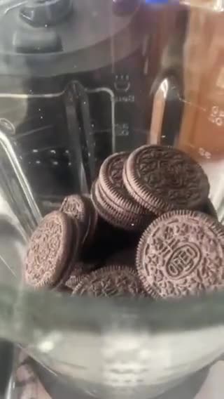 صورة لخطوة 1 من وصفة سوفليه الاوريو