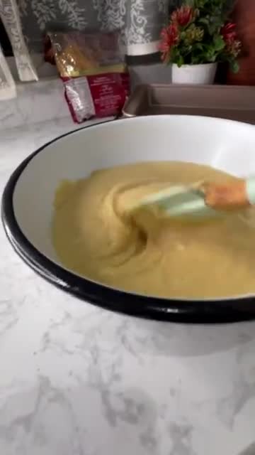صورة لخطوة 4 من وصفة بسبوسه مقرمشه