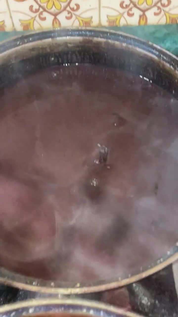 Foto del paso 3 de la receta: Chilaquiles rojos a la jaure