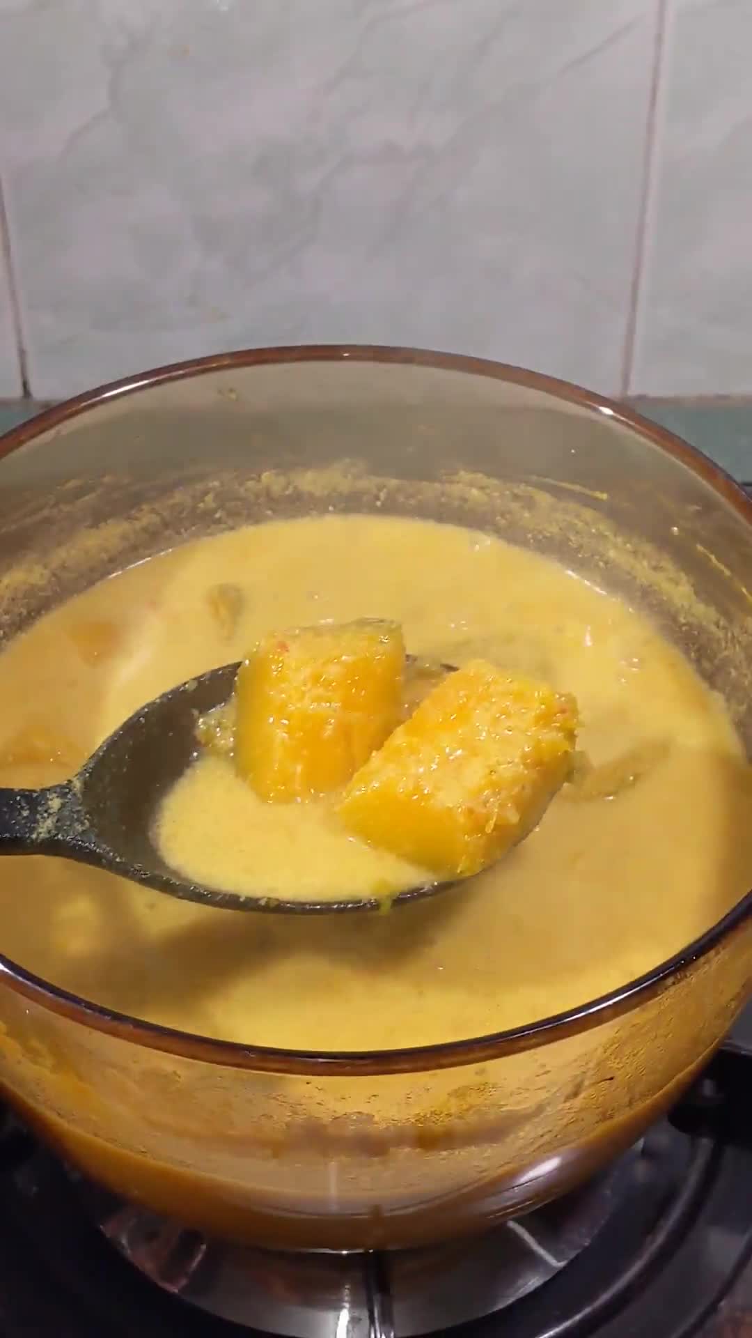 Gambar langkah 5 resipi Masak Lemak Cili Api Labu.