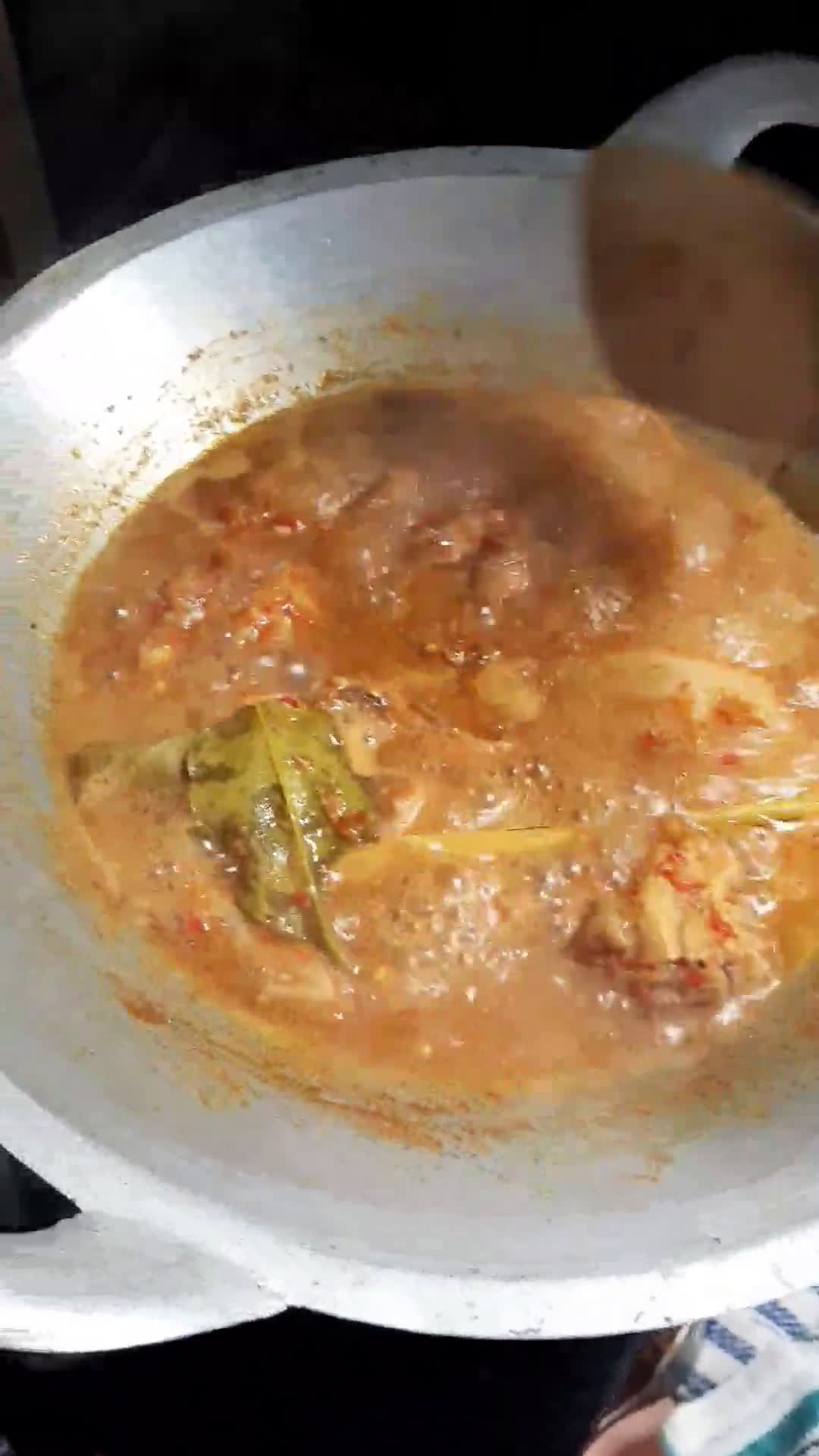Foto langkah ke 3 dari resep Ayam rica rica pedas.