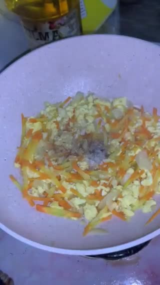 Foto langkah ke 4 dari resep Orak arik sayur telur.