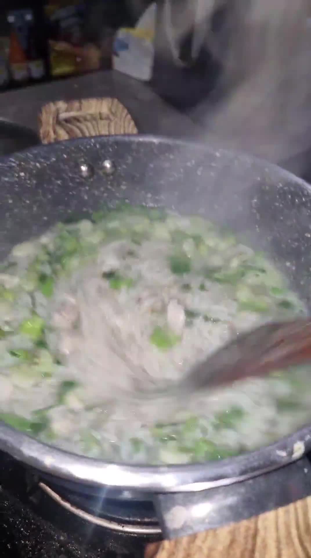 Foto langkah ke 4 dari resep Bubur Ayam Carbonara.