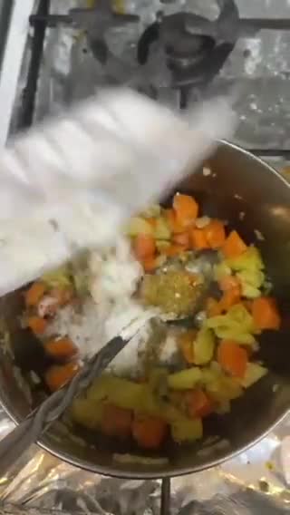 صورة لخطوة 4 من وصفة -دجاج الكاتسو بالكاري🥘🥘🇯🇵