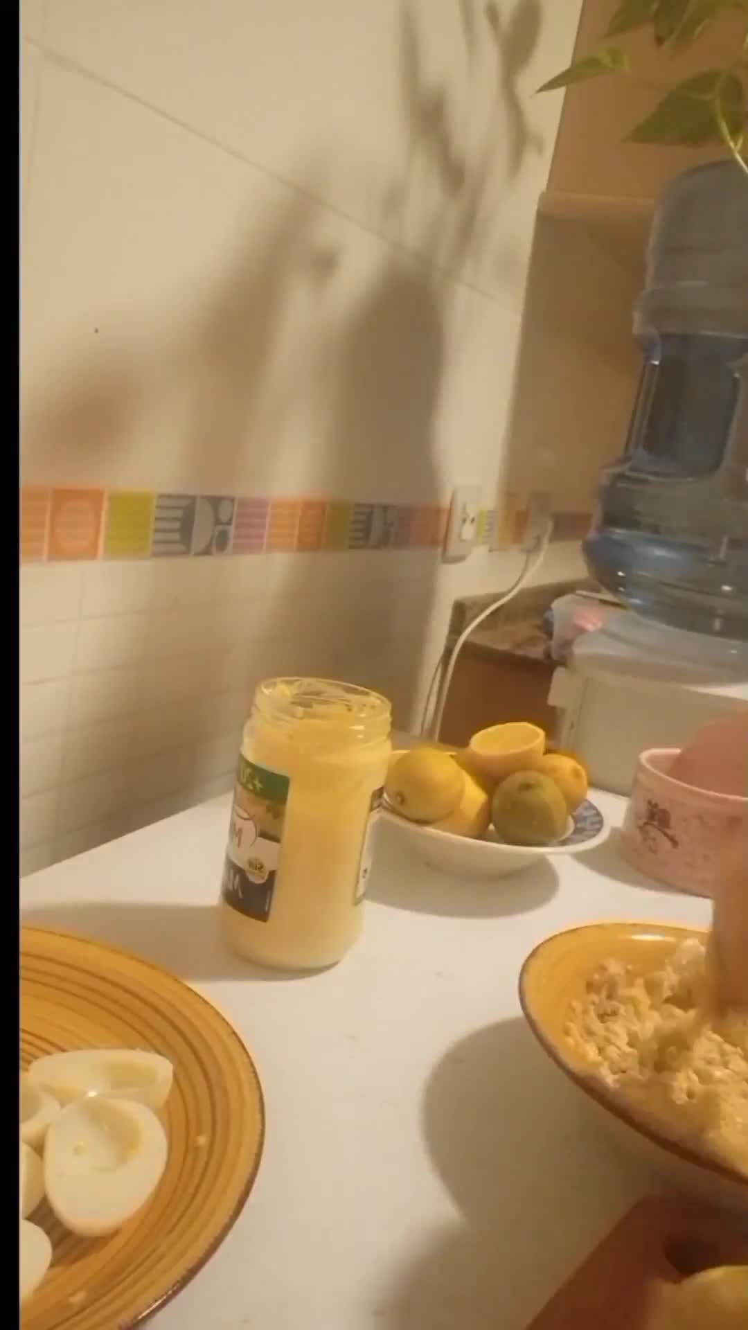 Foto del paso 3 de la receta: Huevos rellenos 🥚