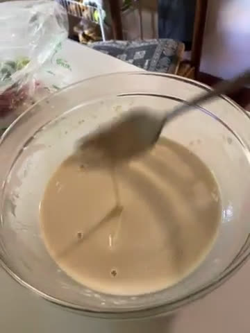 Foto del paso 2 de la receta: Merluza rebozada