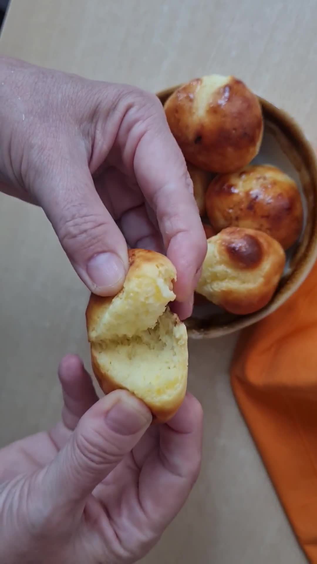 Foto del paso 3 de la receta: Pancitos sin harina 🍞 Sin TACC 🍞 Sin amasado