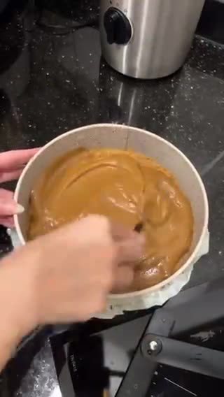 صورة لخطوة 3 من وصفة تشيز كيك التمر