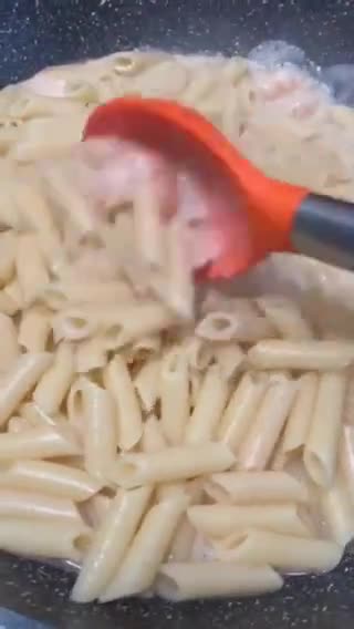 Foto del paso 10 de la receta: Macarrones de marisco, con caldo Dashi y salsita de leche coco