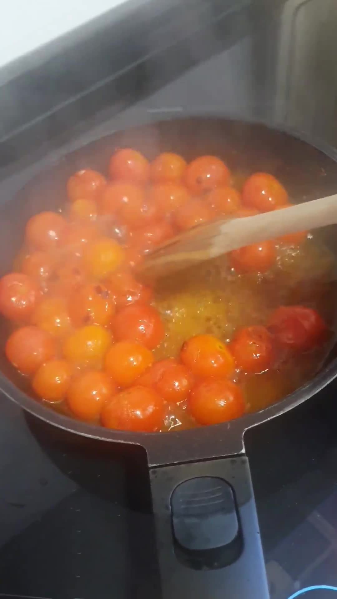 A picture of step 3 of Patatas Bravas in Cosori Air Fryer.