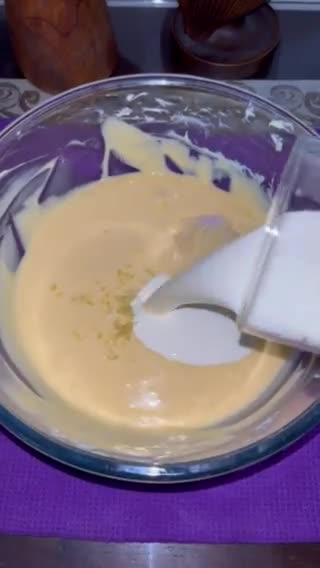 Foto langkah ke 3 dari resep Basque burnt cheesecake.