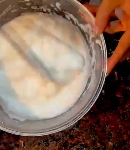 Foto del paso 6 de la receta: Bizcochuelo húmedo de chocolate 😍