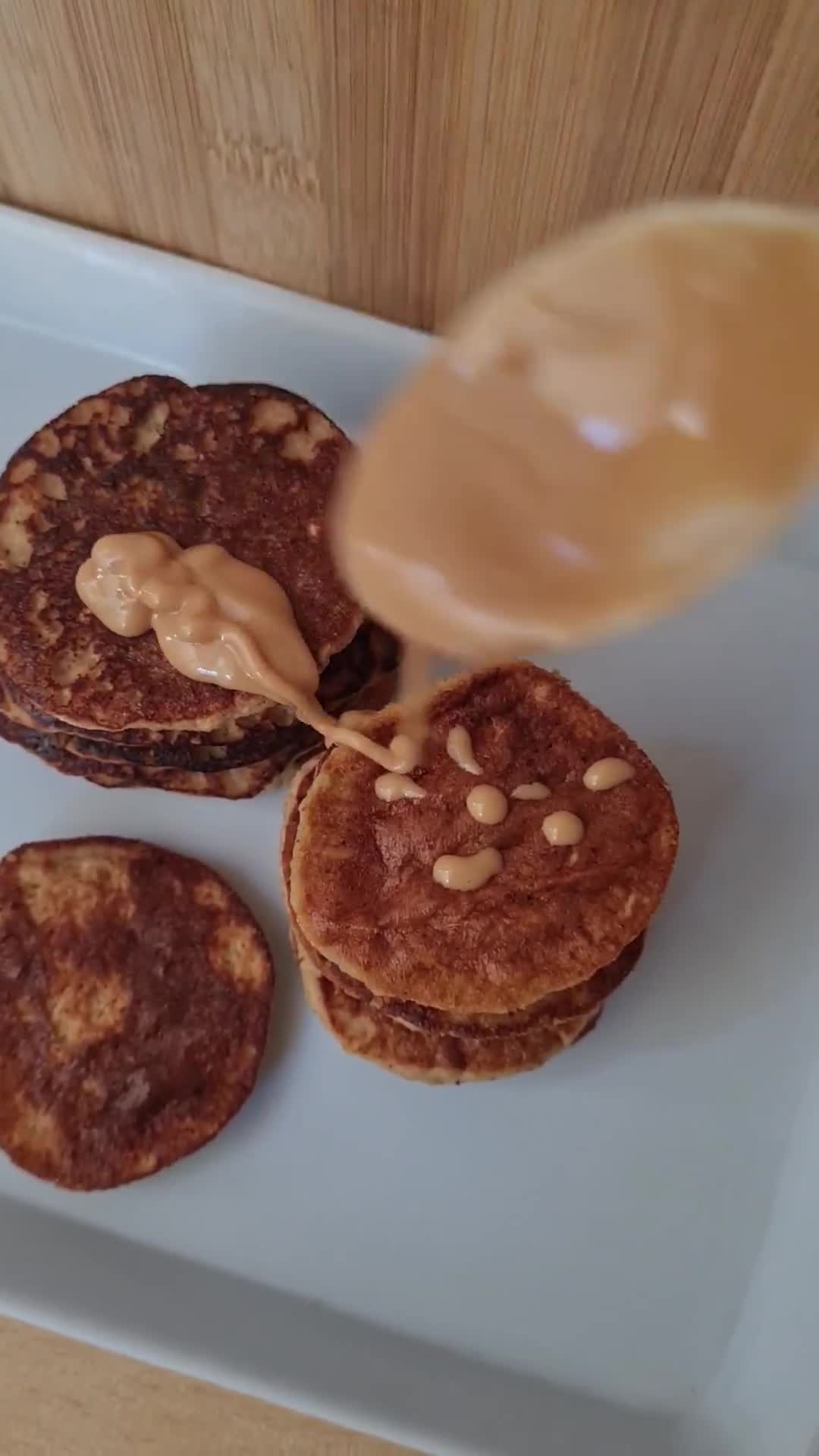 Foto del paso 6 de la receta: Tortitas de avena y manzana a la canela 🍎 sin azúcares agregados ni edulcorante 🍎