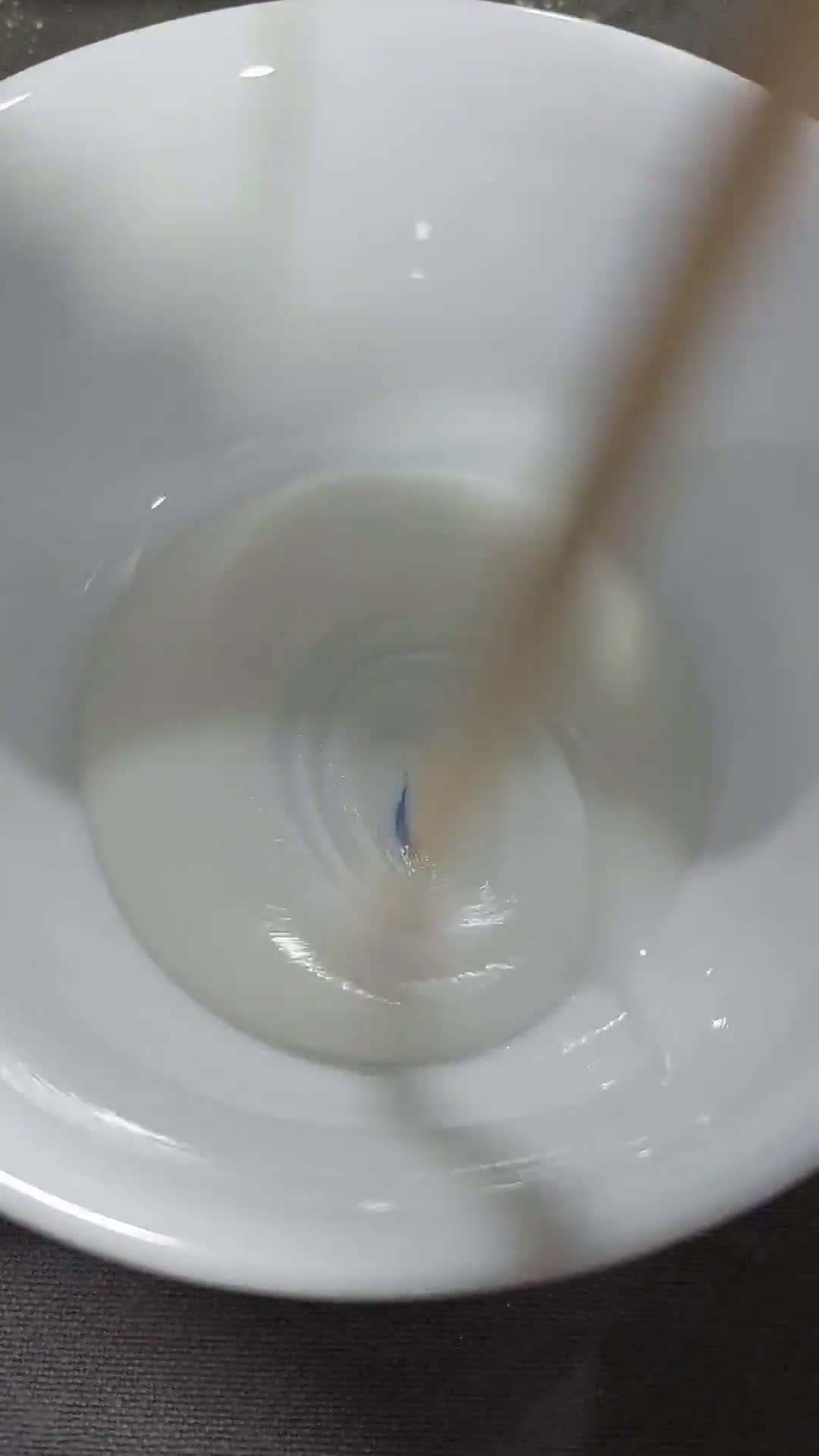 Foto del paso 2 de la receta: Glaseado dulce para decorar galletas