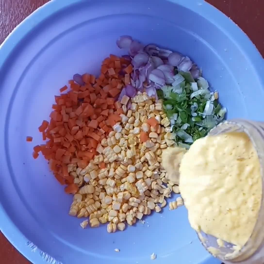 Foto langkah ke 2 dari resep Bakwan Jagung Wortel.