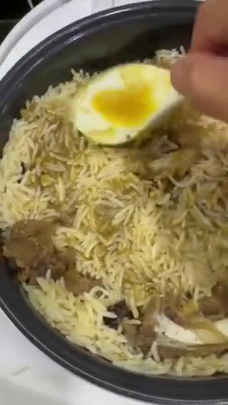 Gambar langkah 15 resipi Nasi Maqlubah Kambing & Terung (Set Lengkap).