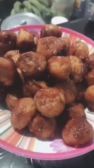 Hình bước làm 2 của món Cá Viên Chiên Từ Mì Gói