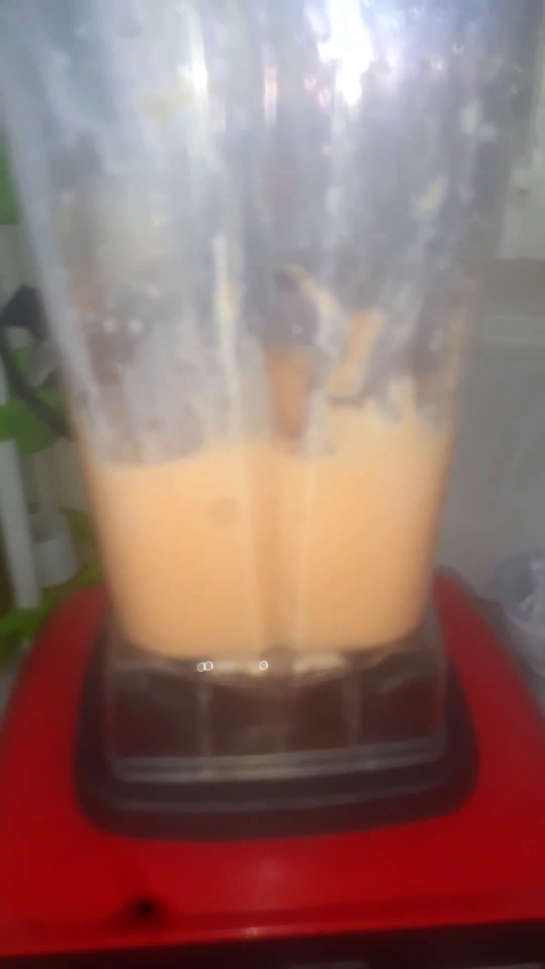 صورة لخطوة 2 من وصفة كيكة الجزر 😋