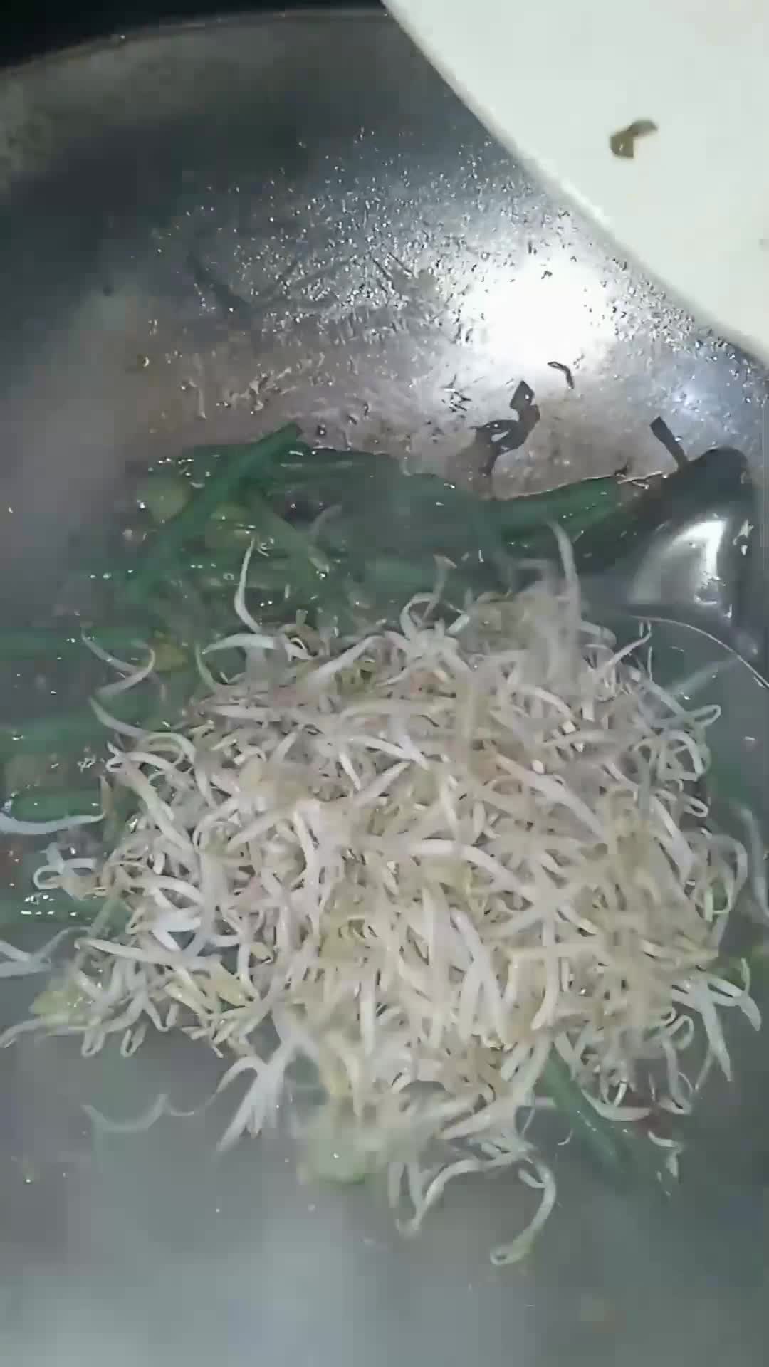 Foto langkah ke 3 dari resep Masak Buncis + Pete.