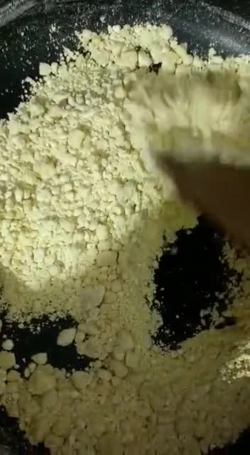 इंस्टेंट बेसन मलाई मोदक (instant Besan Malai Modak recipe in hindi) रेसिपी चरण 4 फोटो