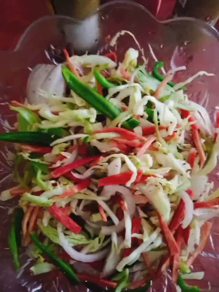 A picture of step 3 of Chicken Fajita Crepes.