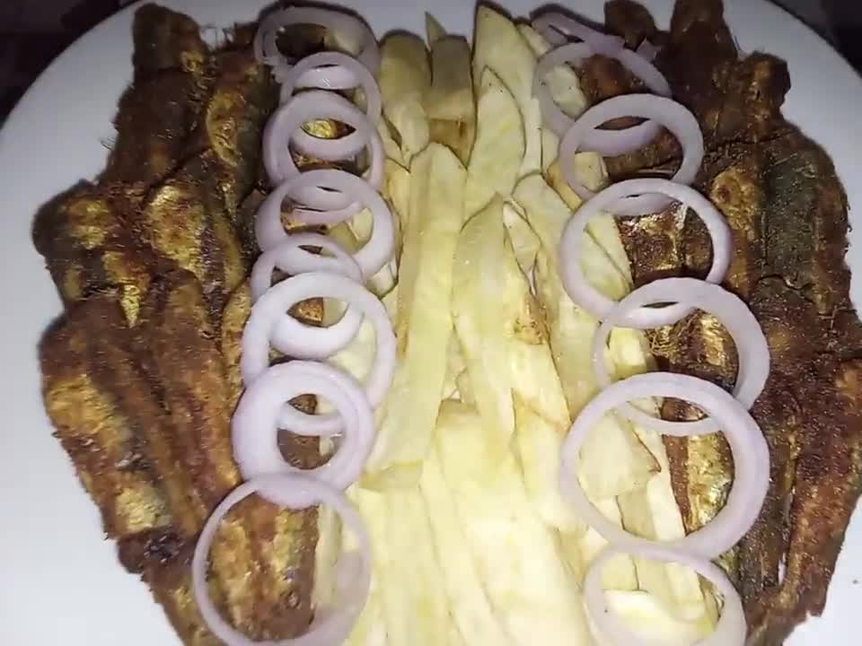 صورة لخطوة 7 من وصفة سردين مقلي 😋🐟😋