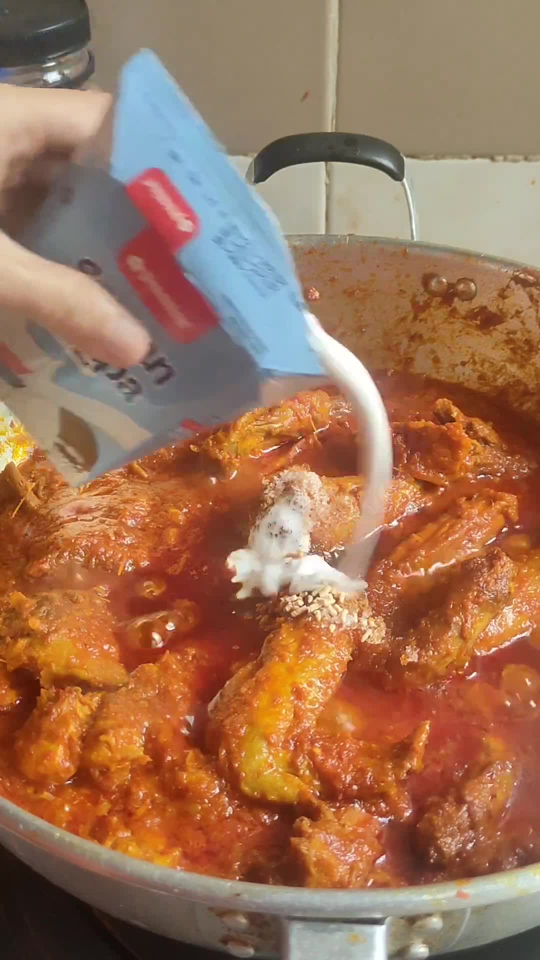 Gambar langkah 14 resipi Rendang Ayam.