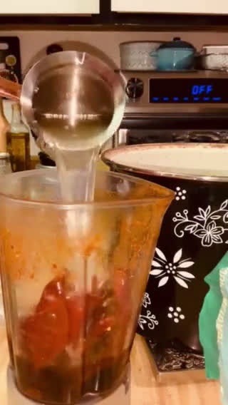 Foto del paso 3 de la receta: Mole Rojo con Trocitos de puerco