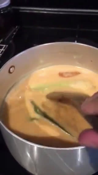 Foto langkah ke 4 dari resep Gulai cumi isi ampas kelapa.