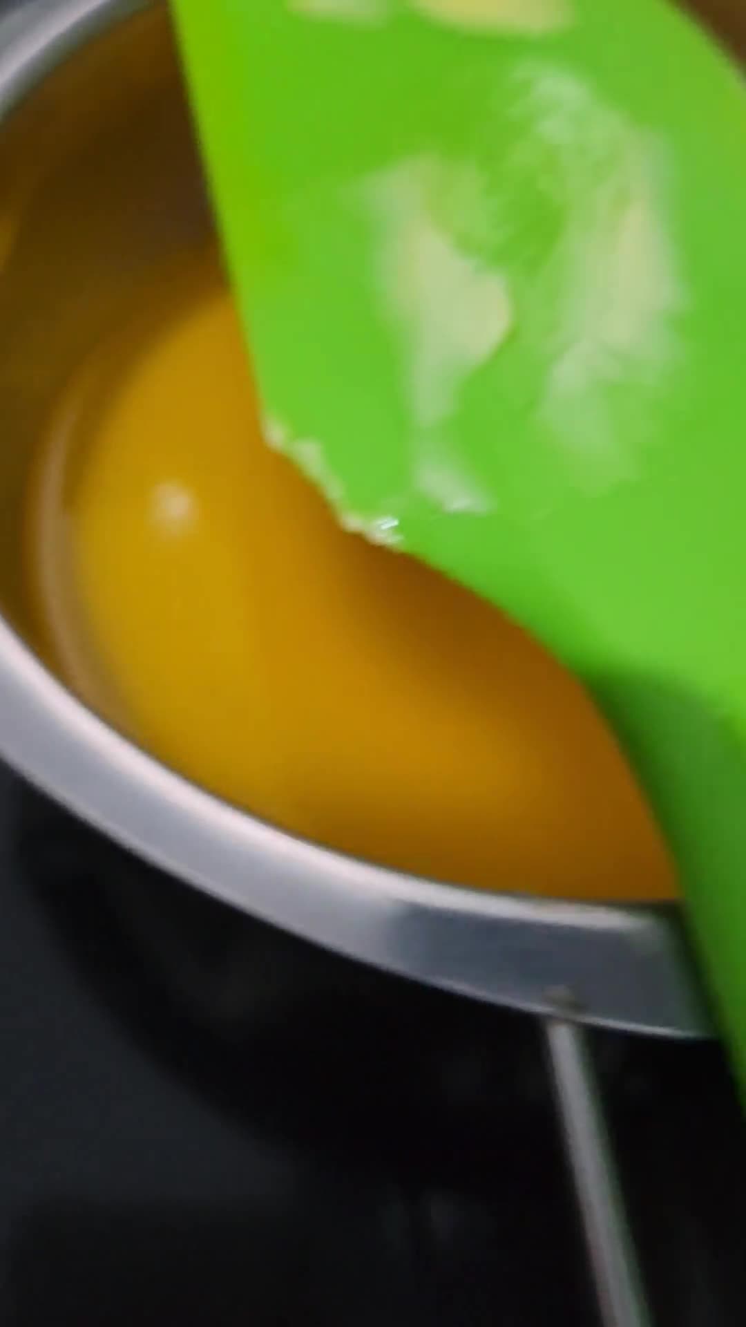 Foto langkah ke 4 dari resep Onde Onde Cake.