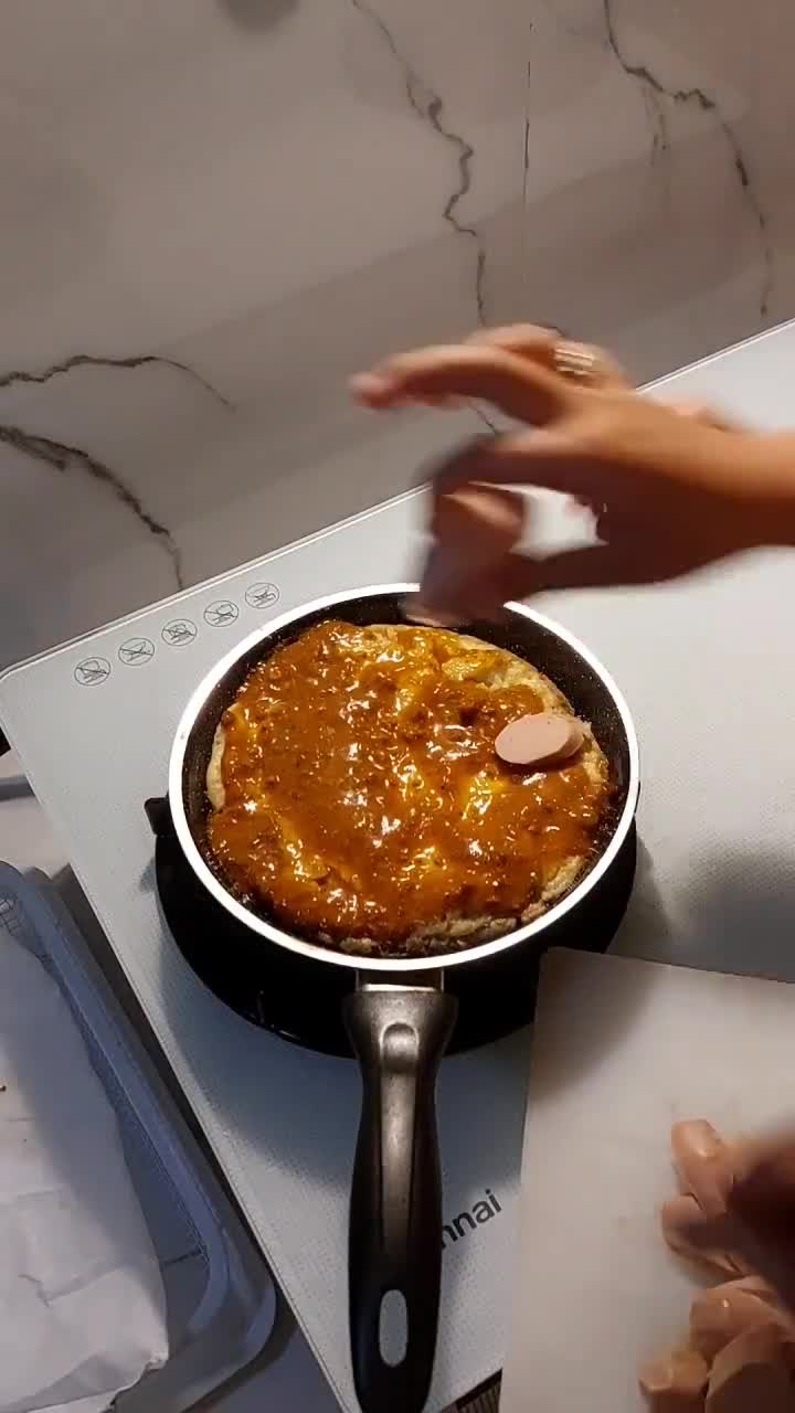 Foto langkah ke 6 dari resep Pizza Nasi Teflon.