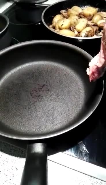 Foto del paso 7 de la receta: Secreto con patatas salteadas y champiñones