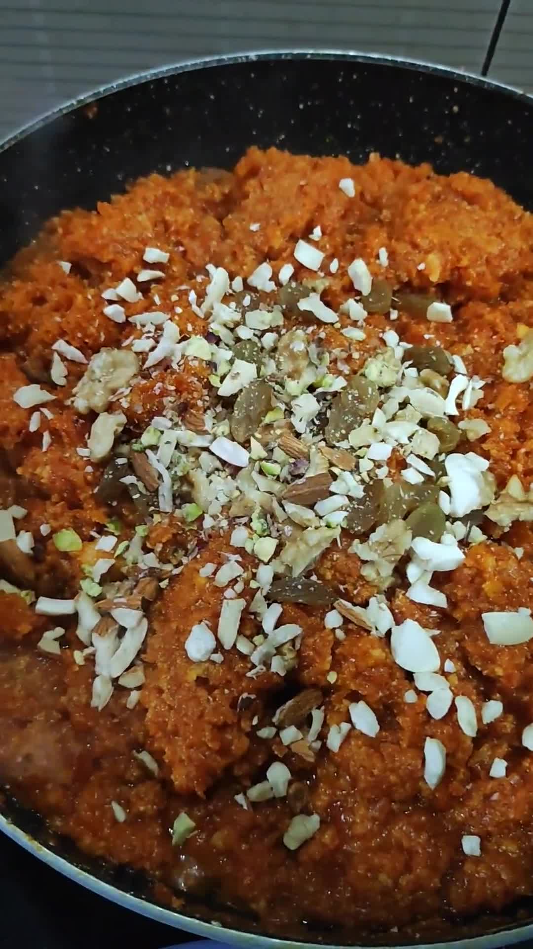 गाजर हलवा(GAJAR HALWA RECIPE IN HINDI) रेसिपी चरण 4 फोटो