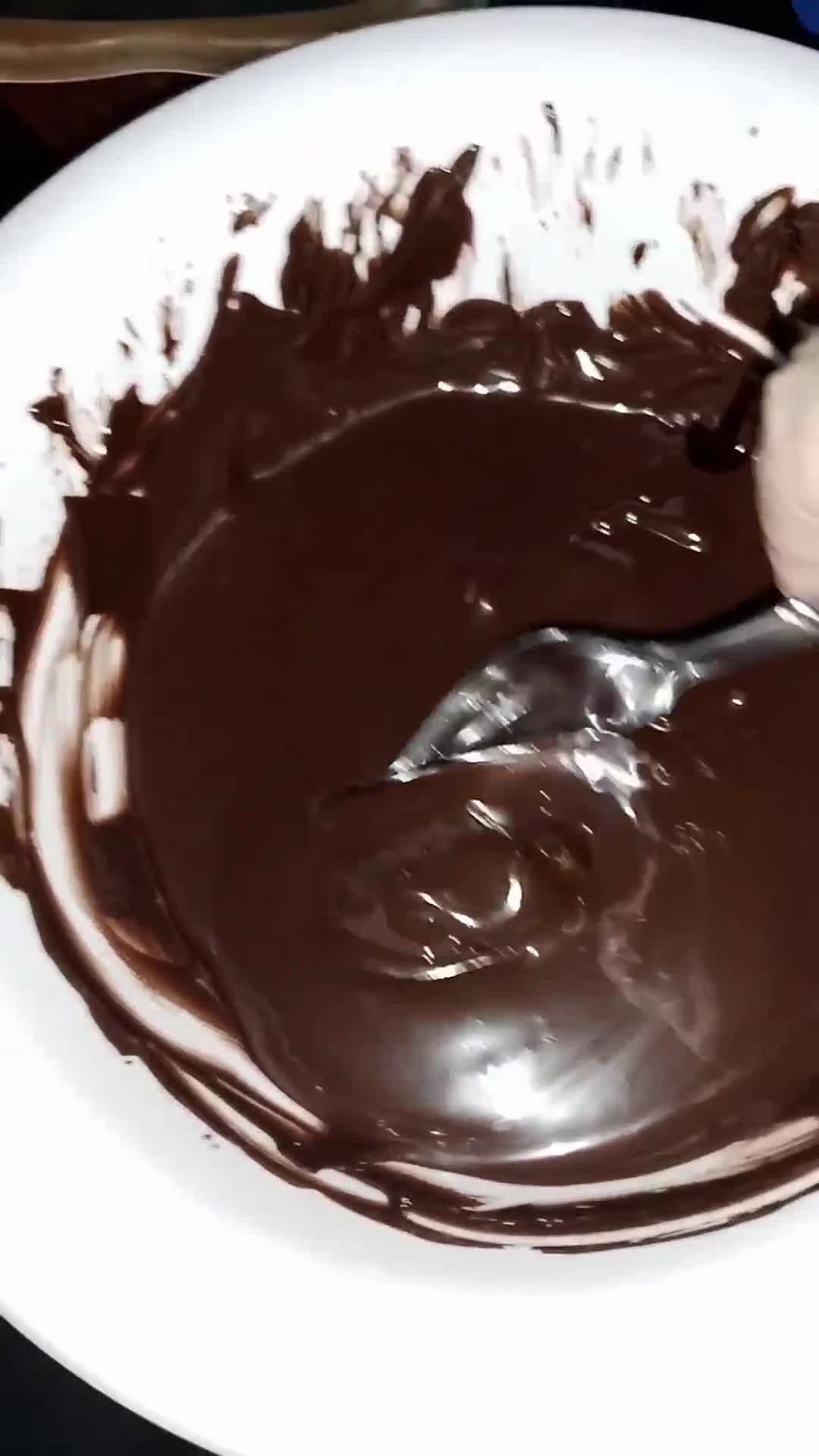 Foto langkah ke 3 dari resep Kurma Coklat Almond.