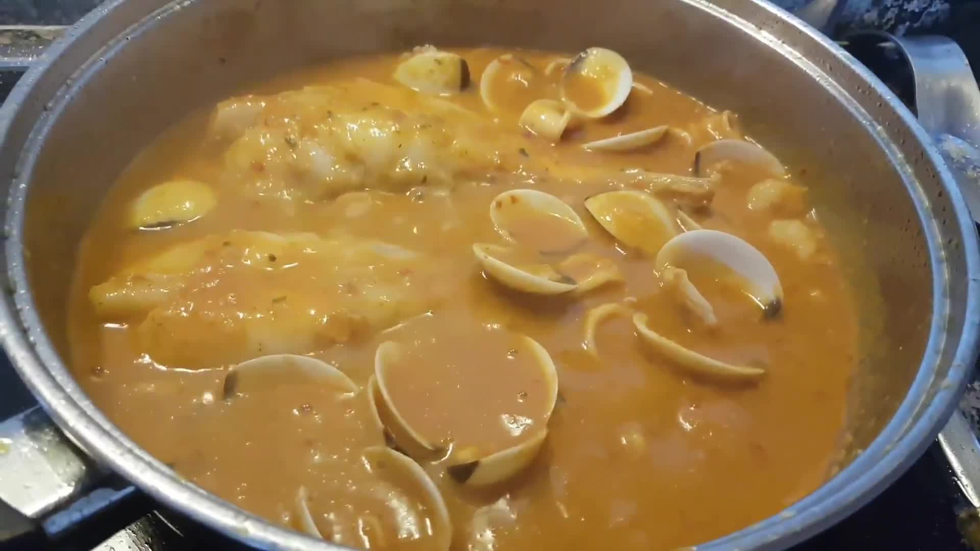 Foto del paso 11 de la receta: Suquet de rape y espaguetis
