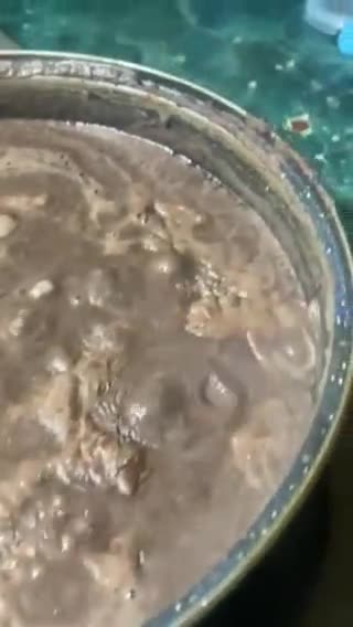 Foto del paso 1 de la receta: Crema de frijoles con salsa de jitomate deliciosa la mejor de mis cremas