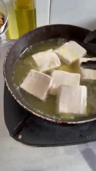 Foto langkah ke 2 dari resep Tahu Goreng.