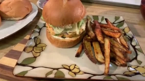 Foto del paso 8 de la receta: Hamburguesas de Salmón
