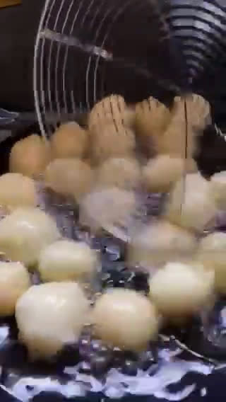 Gambar langkah 6 resipi Original Puff-Puff 🇨🇮.