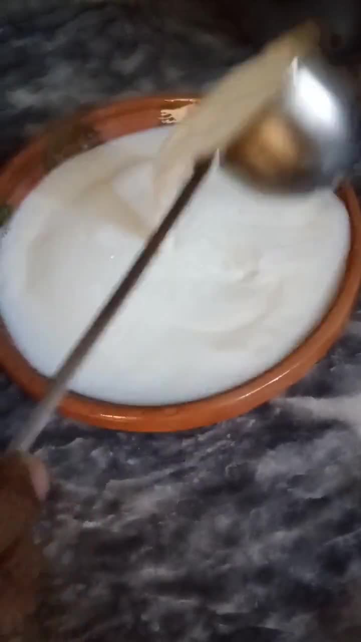 A picture of step 2 of Ghar ka tasty and meetha dahi (Homemade).