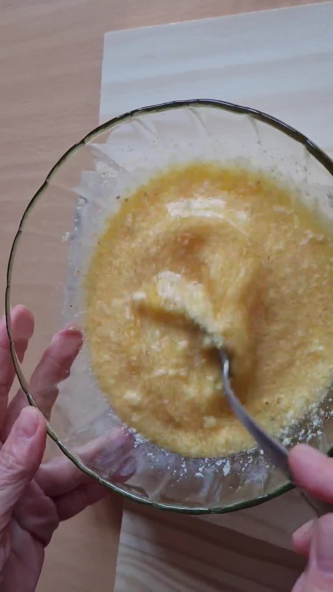 Foto del paso 4 de la receta: Tortilla de coliflor 🥚 low carb, dieta cetogénica (keto)