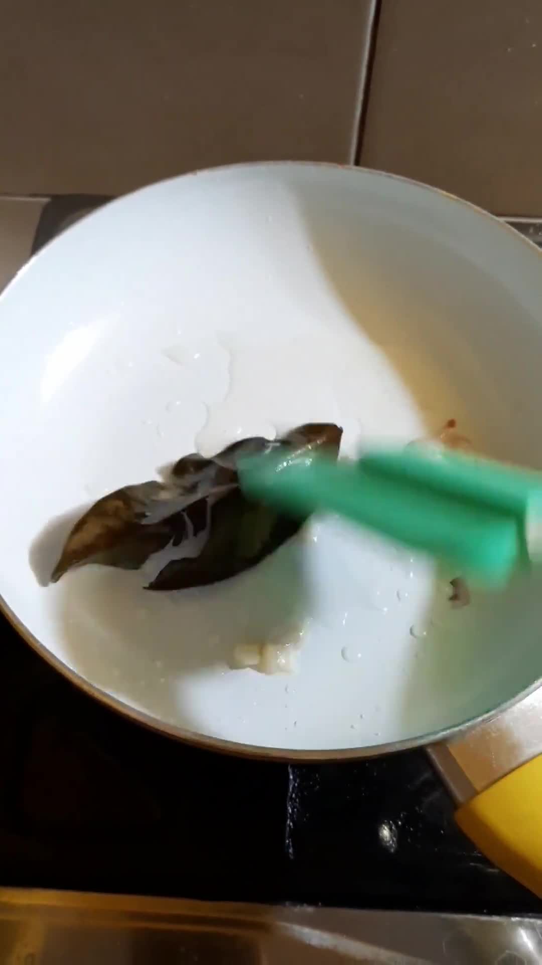 Foto langkah ke 1 dari resep MPASI Day 10 - Bubur Bobor Daun Kelor.