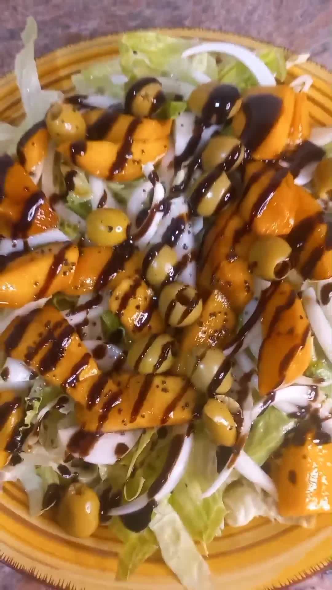 Foto del paso 2 de la receta: Ensalada con melocotón 🍑