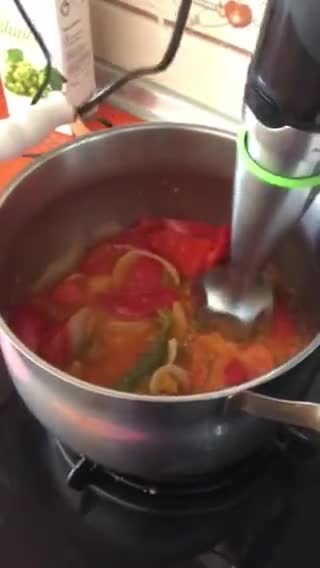 Foto del paso 4 de la receta: Aletría con alcachofas y costillejas