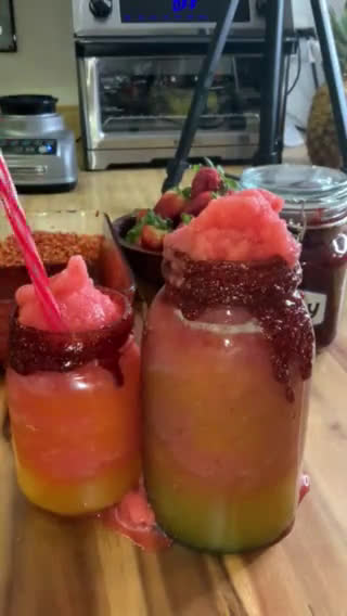 Foto del paso 5 de la receta: Smoothie de fresa escarchado con CHAMOY