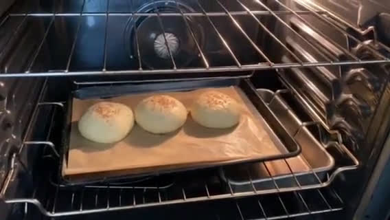 Hình bước làm 13 của món Homemade Hamburger (Bánh mì burger)