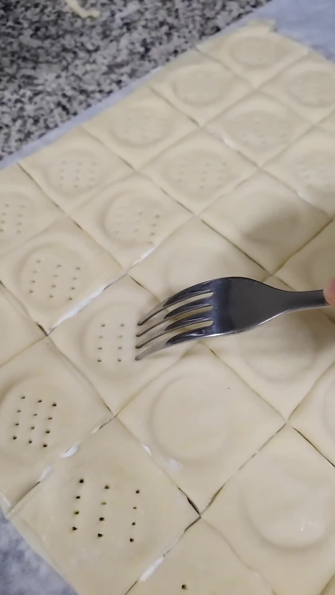 Foto del paso 4 de la receta: Mini hojaldres salados