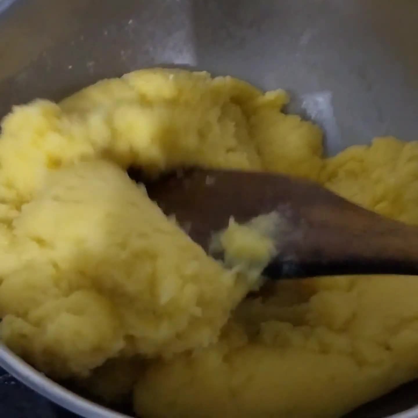 Foto langkah ke 2 dari resep 170.Kue Soes Original |CS.